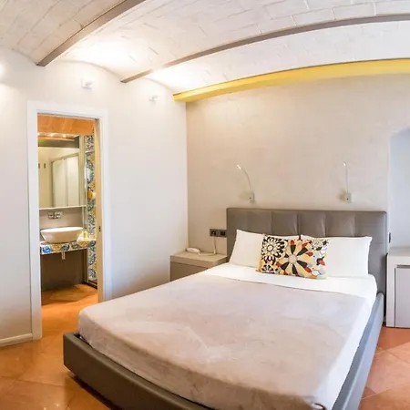 Casa Turrisi Nocleg ze śniadaniem 3*